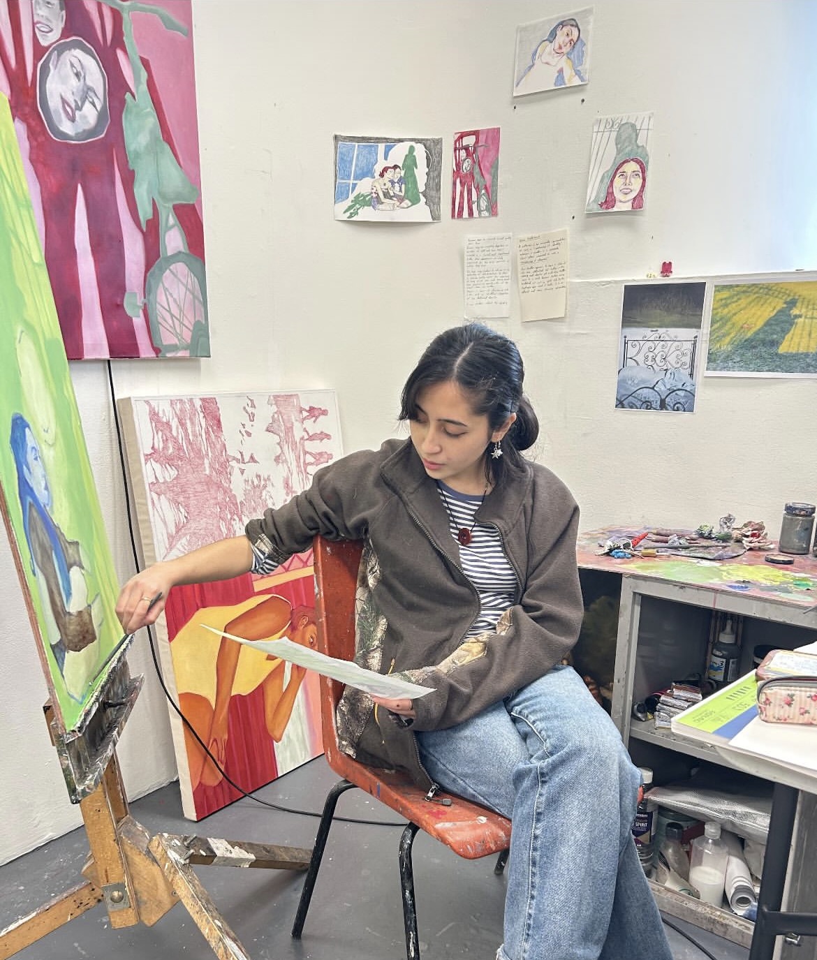 Clarissa Kelly working in her studio